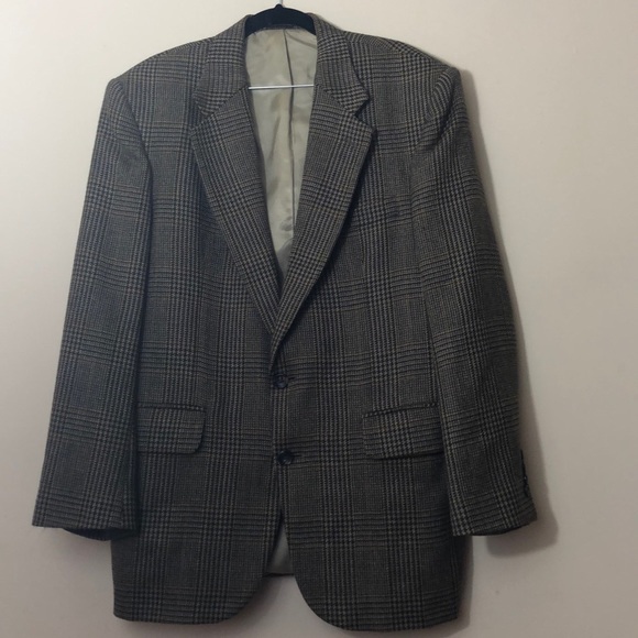 Stafford Brown & Tan Plaid 2-Button Blaze 40R - Picture 2 of 8